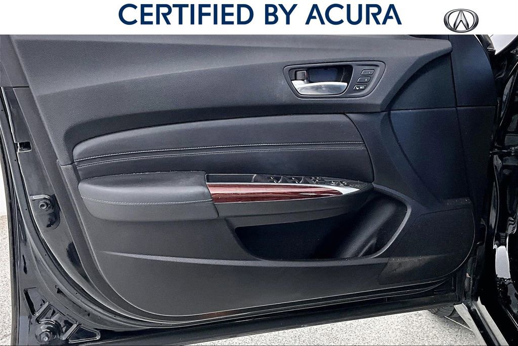 Used 2017 Acura TLX image 22