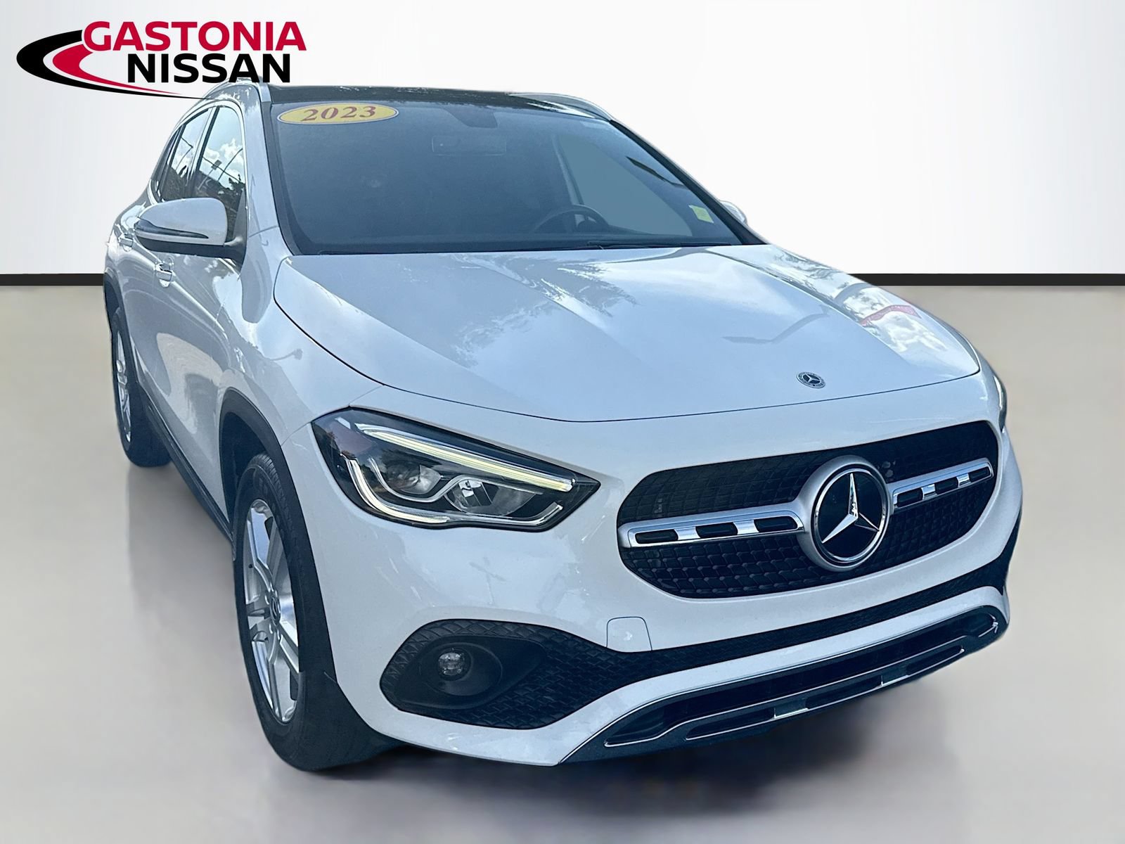 Used 2023 Mercedes-Benz GLA 250 w/ Premium Package image 2