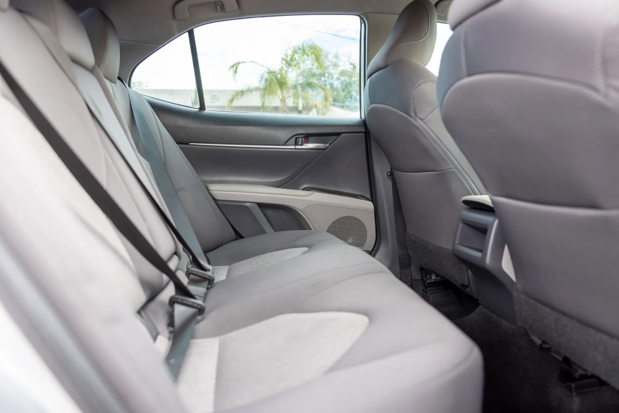 Used 2021 Toyota Camry LE image 17