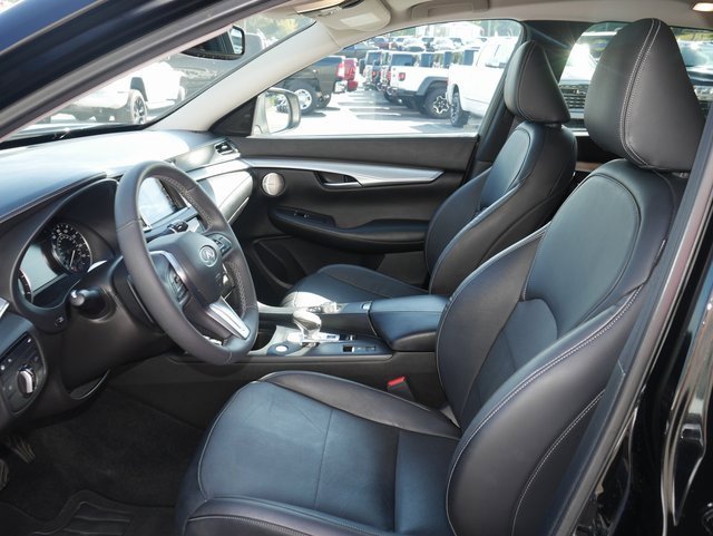 Used 2022 INFINITI QX50 Essential image 2