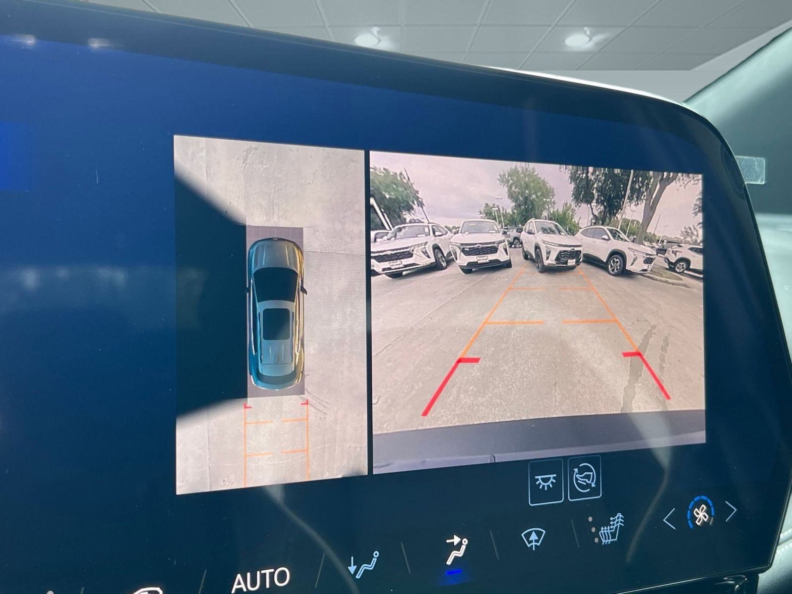 New 2025 Chevrolet Blazer EV LT image 27