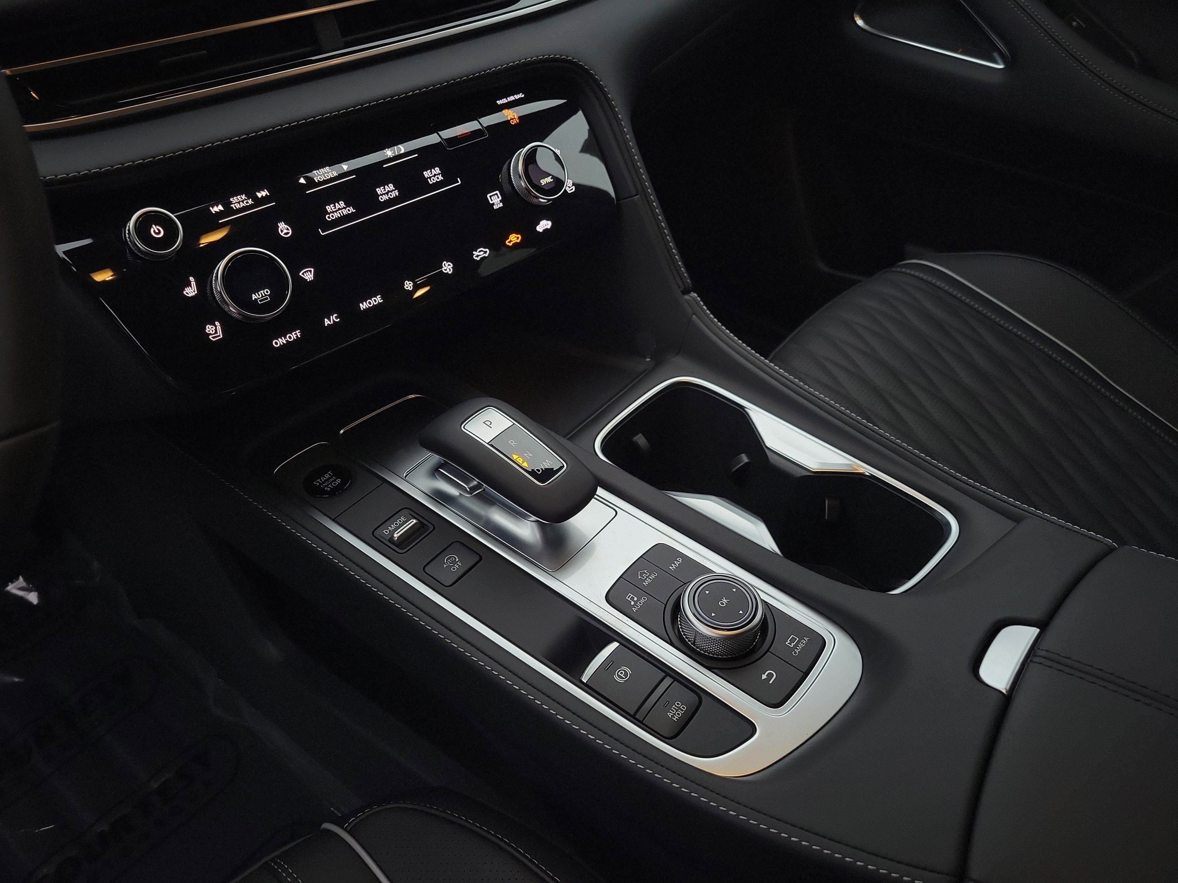 New 2026 INFINITI QX60 Autograph w/ Dark Cargo Package image 16