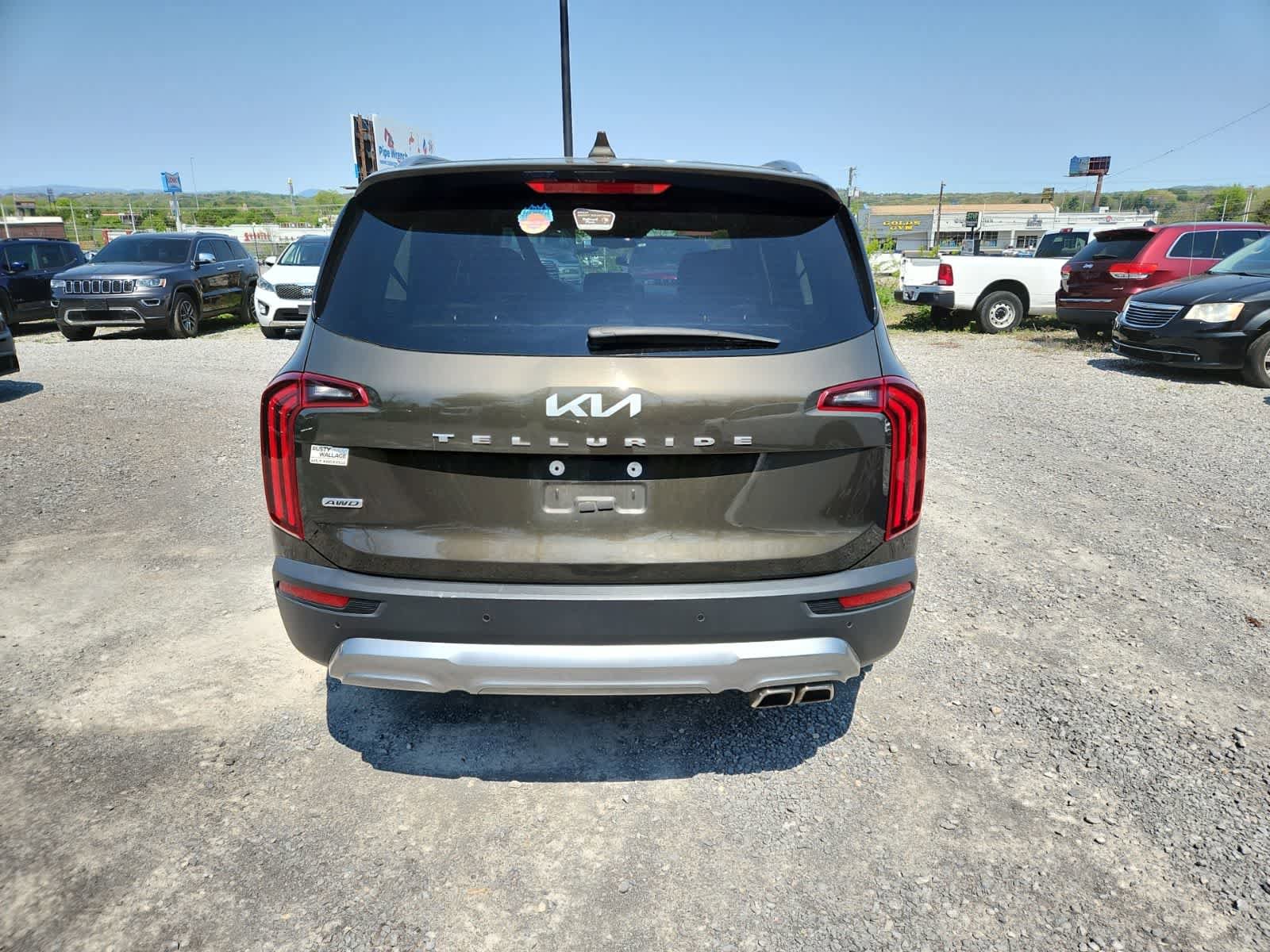 Used 2022 Kia Telluride EX image 4