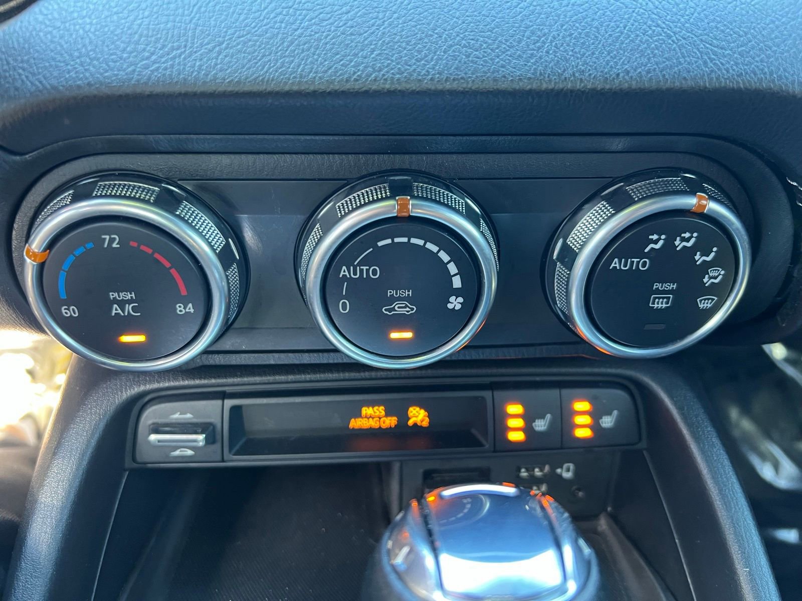 Used 2023 MAZDA MX-5 Miata Grand Touring w/ Weather Package image 31