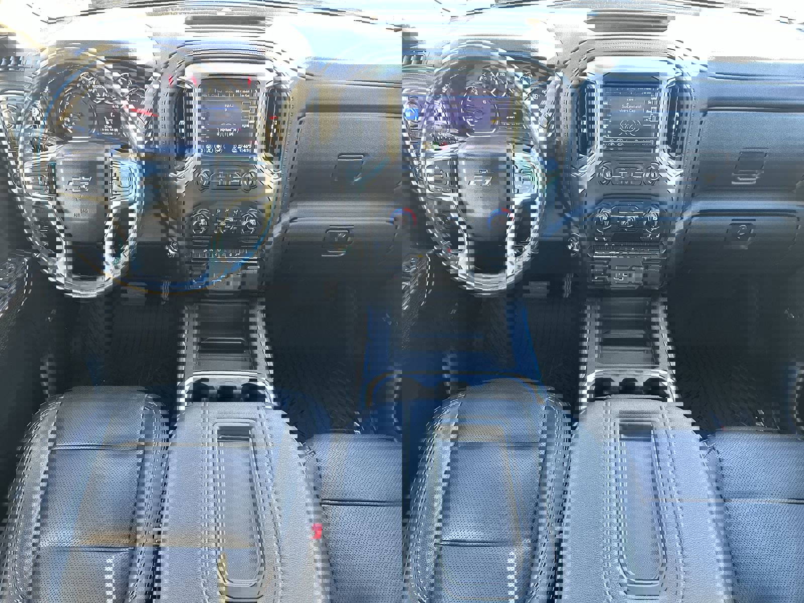 Used 2020 Chevrolet Silverado 1500 RST image 18