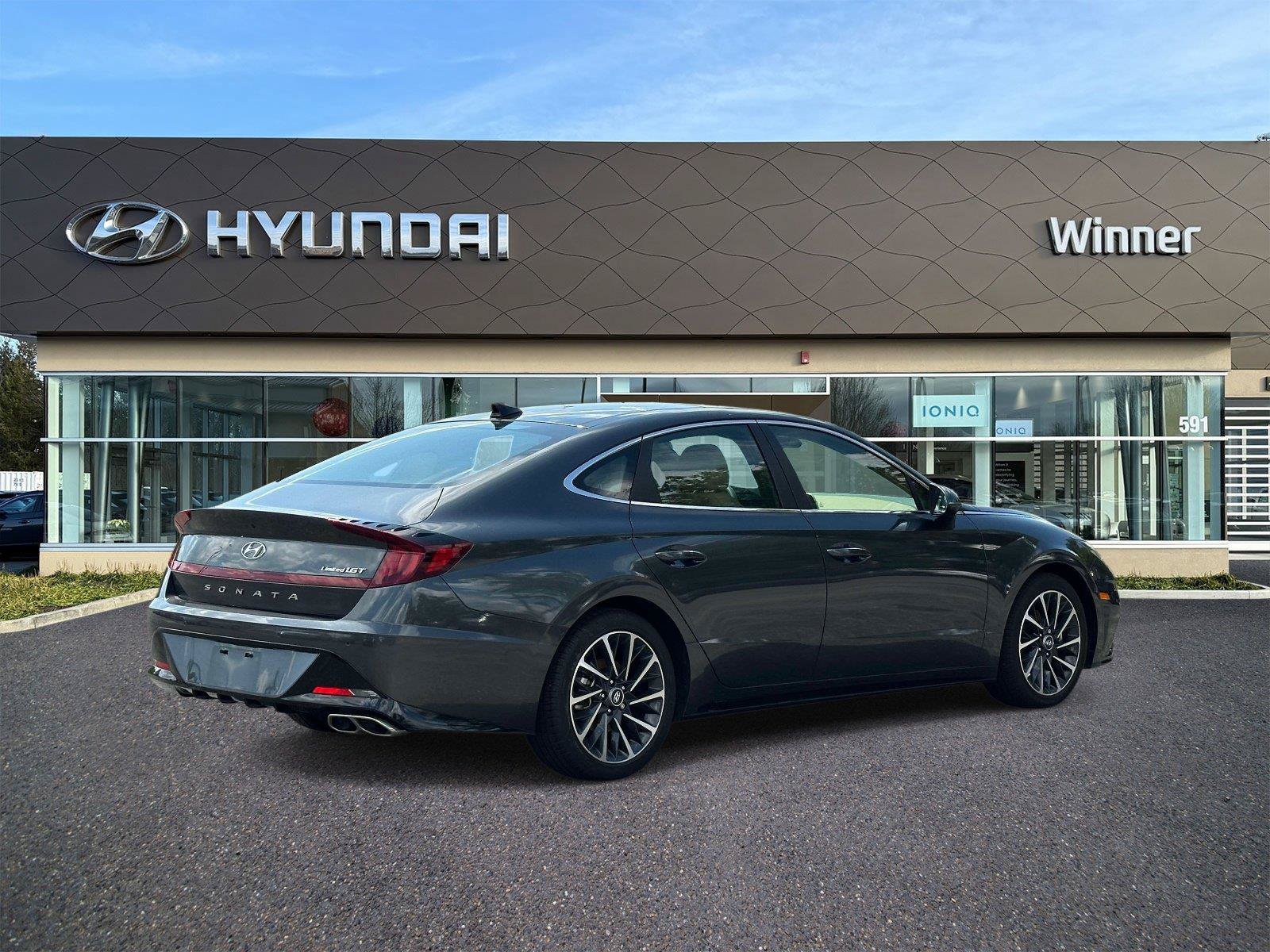 Certified 2023 Hyundai Sonata Limited FWD image 4