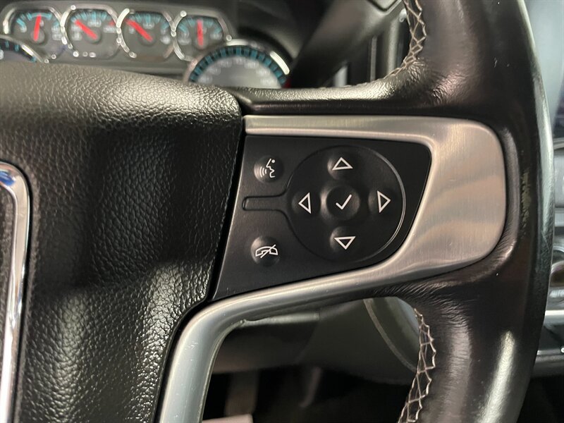 Used 2018 GMC Sierra 1500 SLE w/ SLE Value Package AWD/4WD image 11