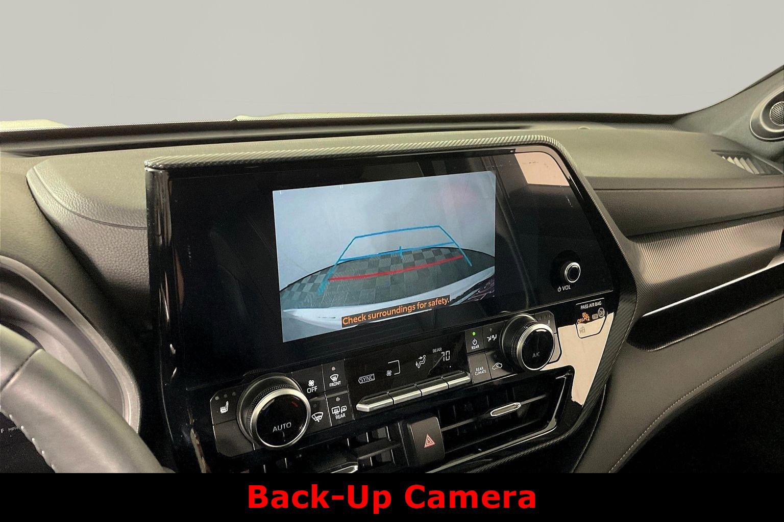 Used 2026 Toyota Highlander XSE AWD/4WD image 10