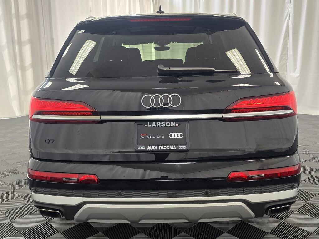 Certified 2025 Audi Q7 3.0T Premium Plus image 5