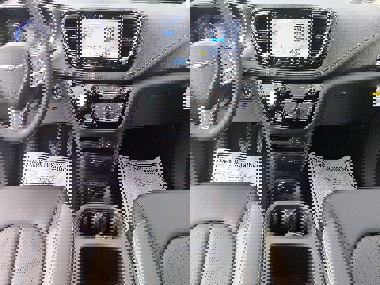 New 2026 Chrysler Pacifica Select image 12