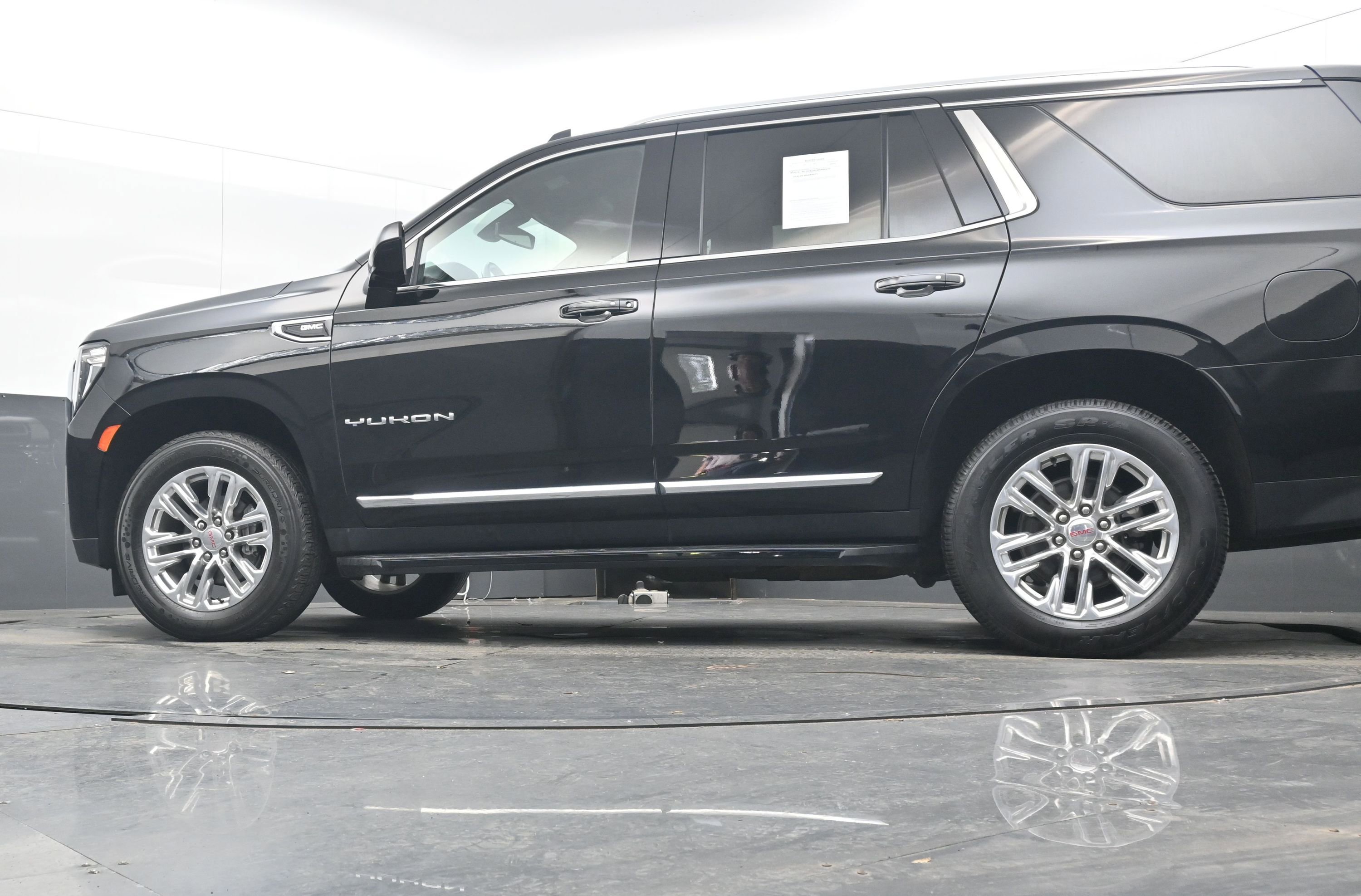 Used 2022 GMC Yukon SLT image 26