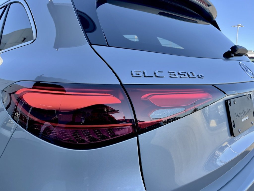 Used 2025 Mercedes-Benz GLC 350e 4MATIC image 72