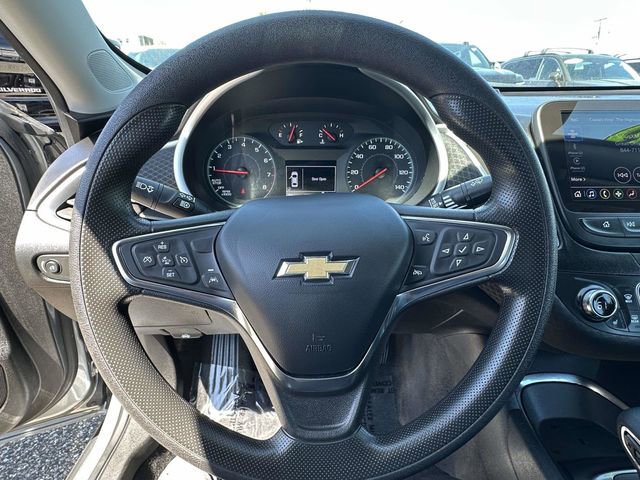 Used 2023 Chevrolet Malibu LT FWD image 14