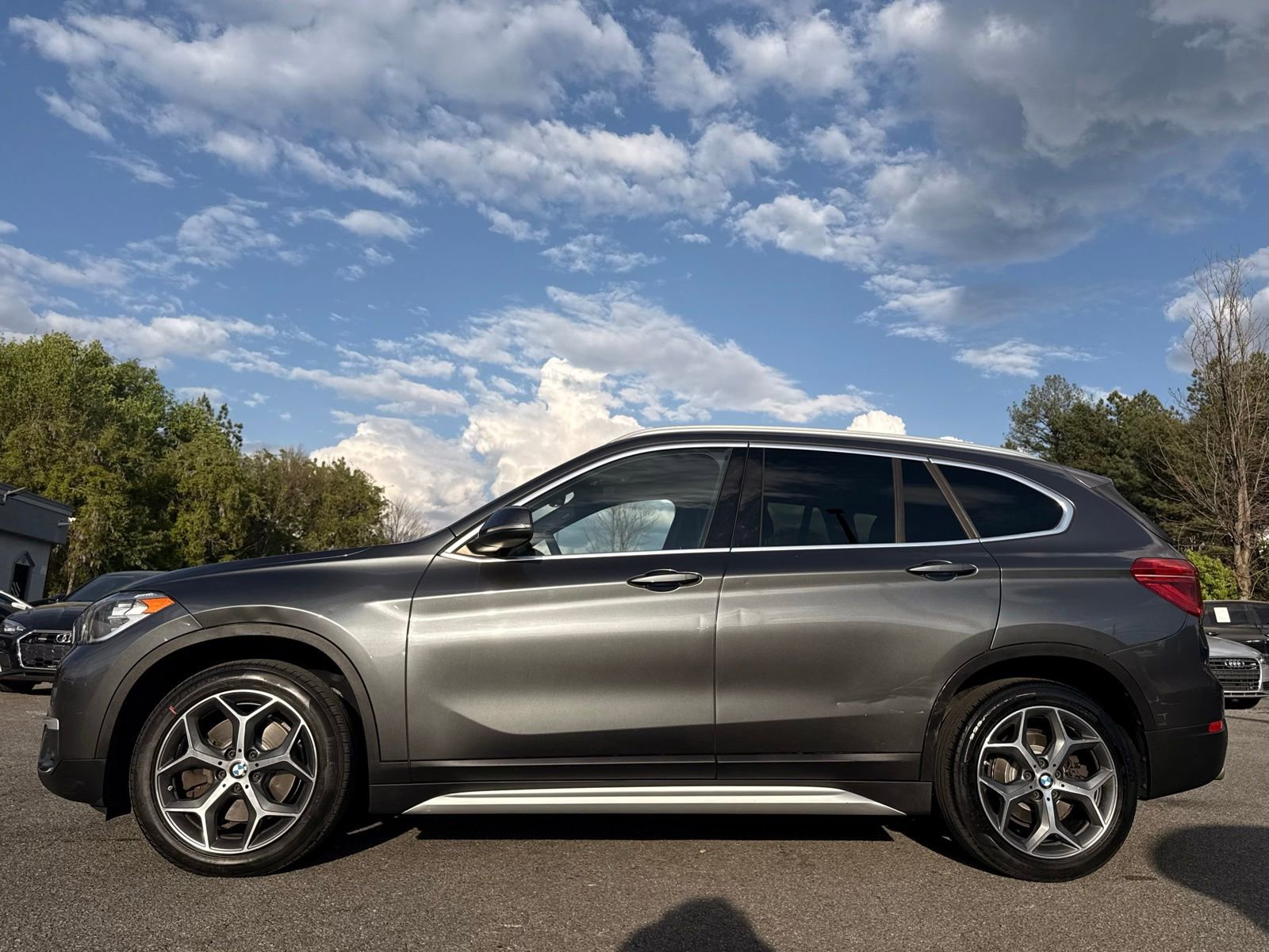 Used 2019 BMW X1 xDrive28i w/ Convenience Package image 2