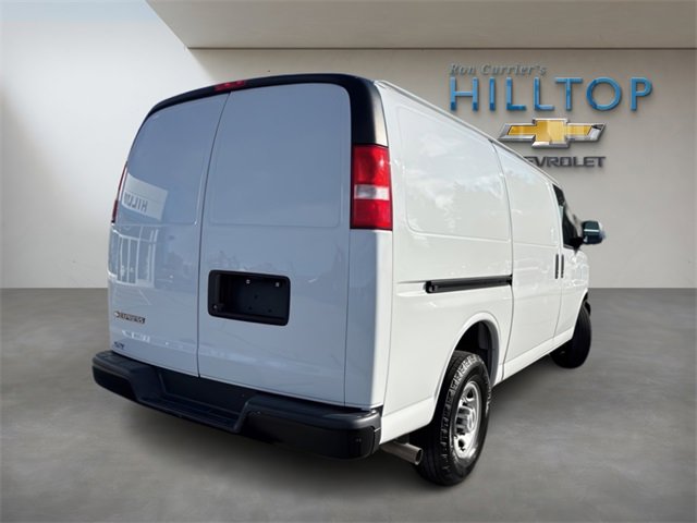 Used 2023 Chevrolet Express 2500 w/ Driver Convenience Package image 7
