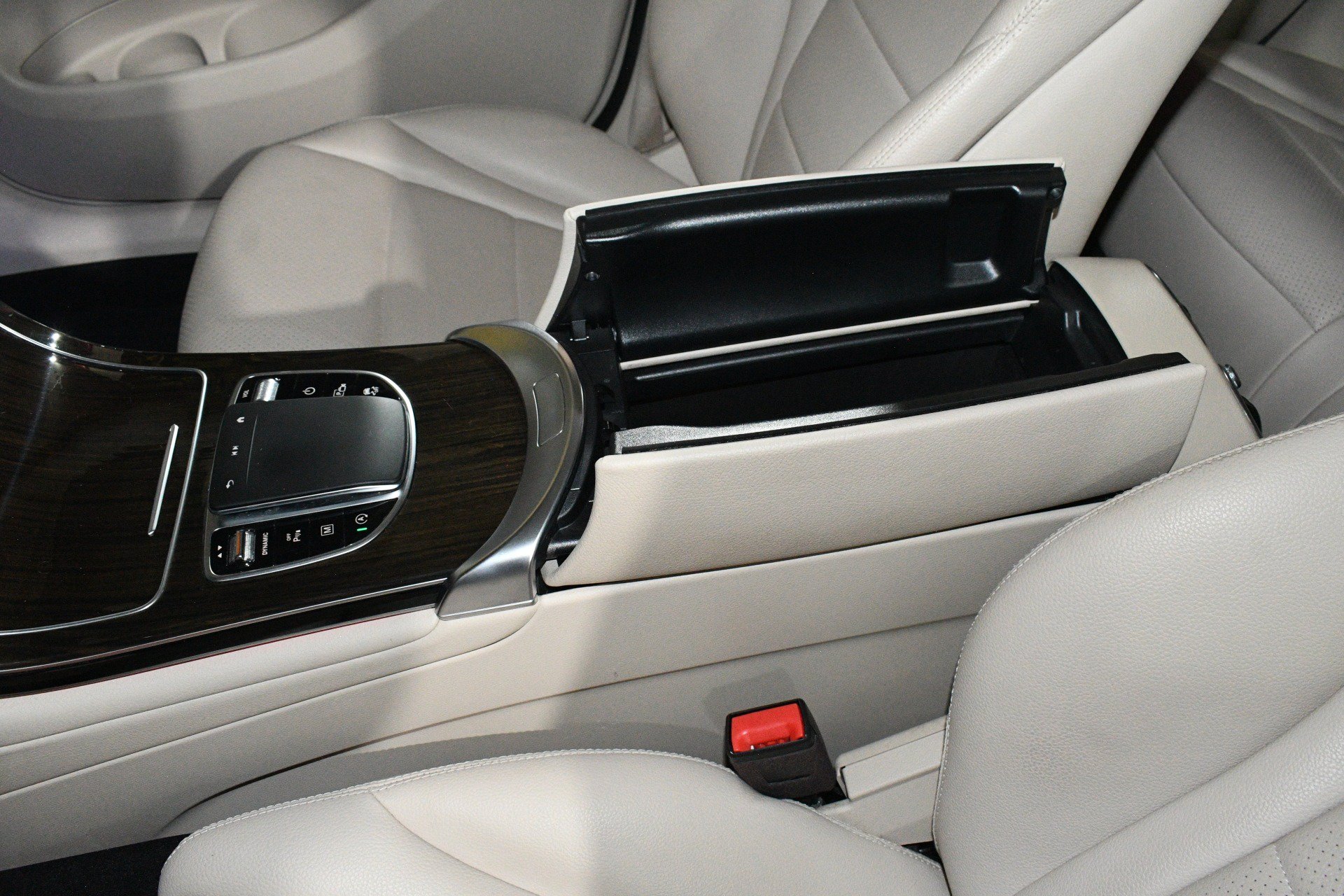 Used 2022 Mercedes-Benz GLC 300 image 40