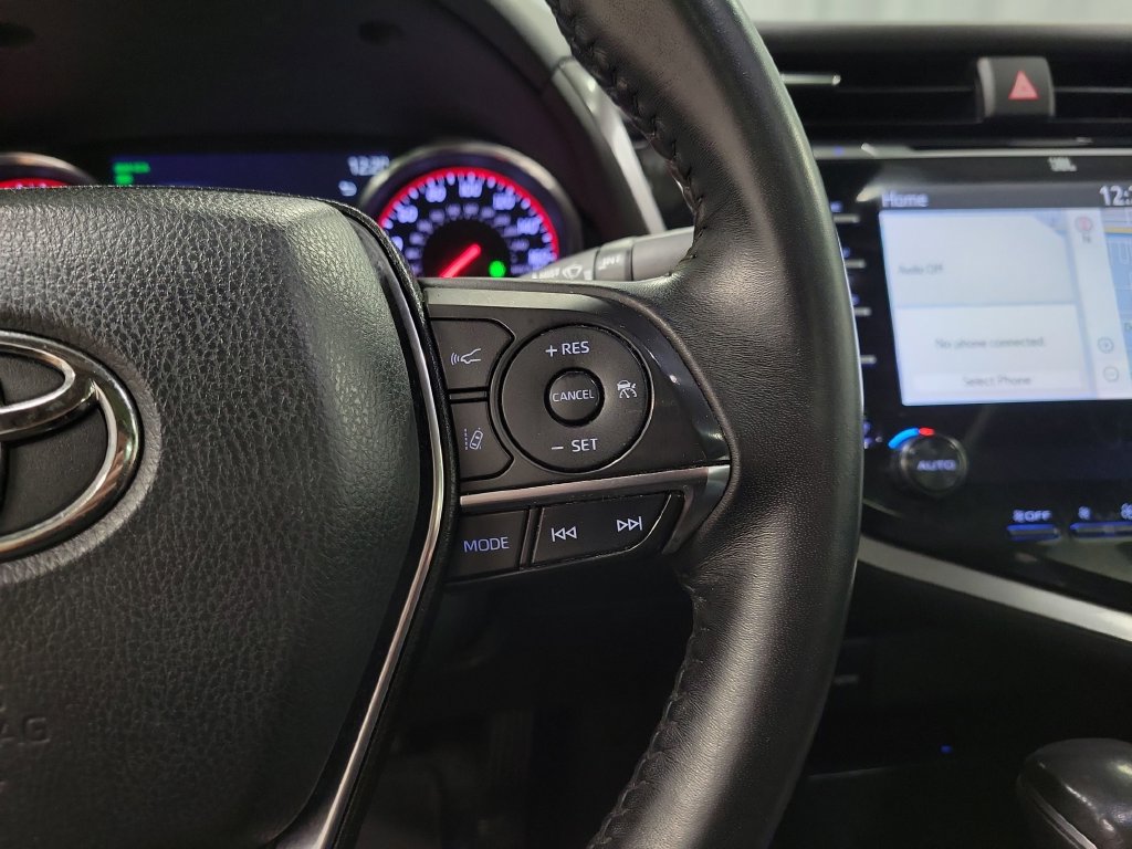 Used 2020 Toyota Camry XSE w/ Navigation Package FWD image 27