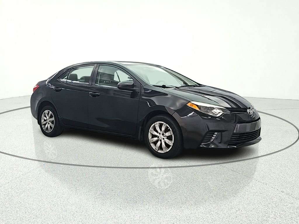 Used 2015 Toyota Corolla LE FWD image 9