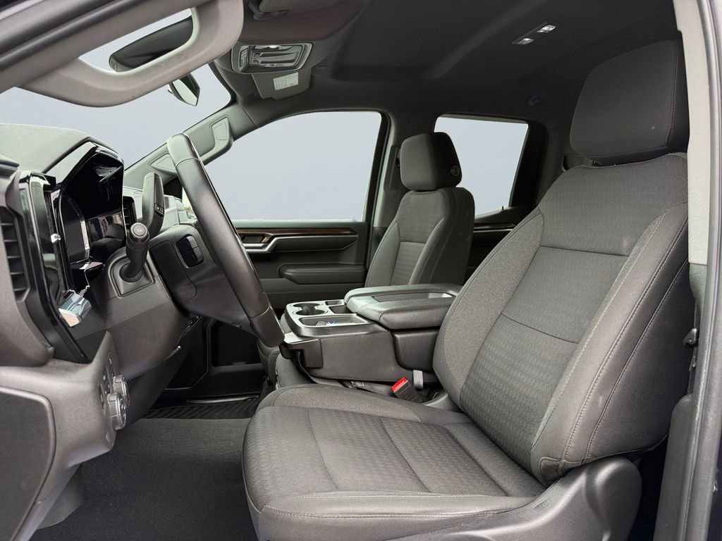 Used 2022 Chevrolet Silverado 1500 LT image 9