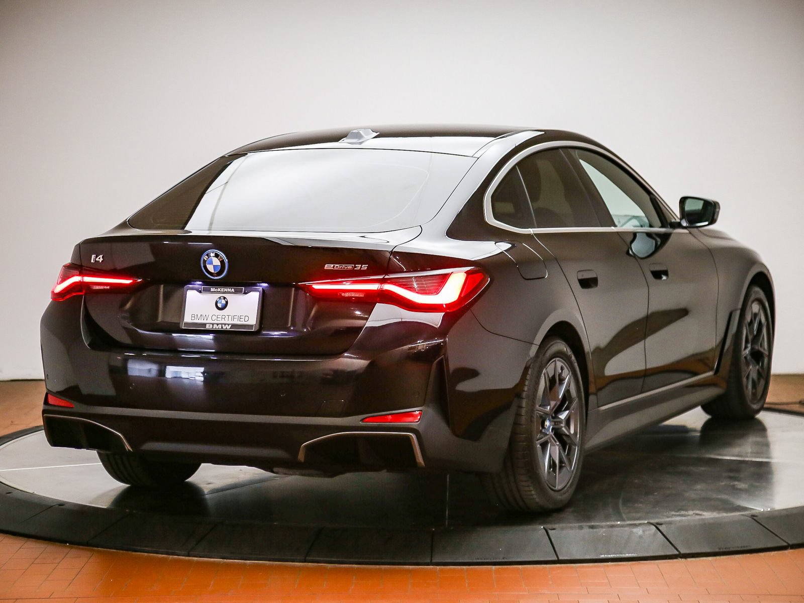 Certified 2023 BMW i4 eDrive35 w/ Premium Package RWD image 5