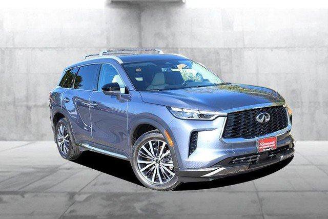 Used 2025 INFINITI QX60 Sensory AWD/4WD image 2