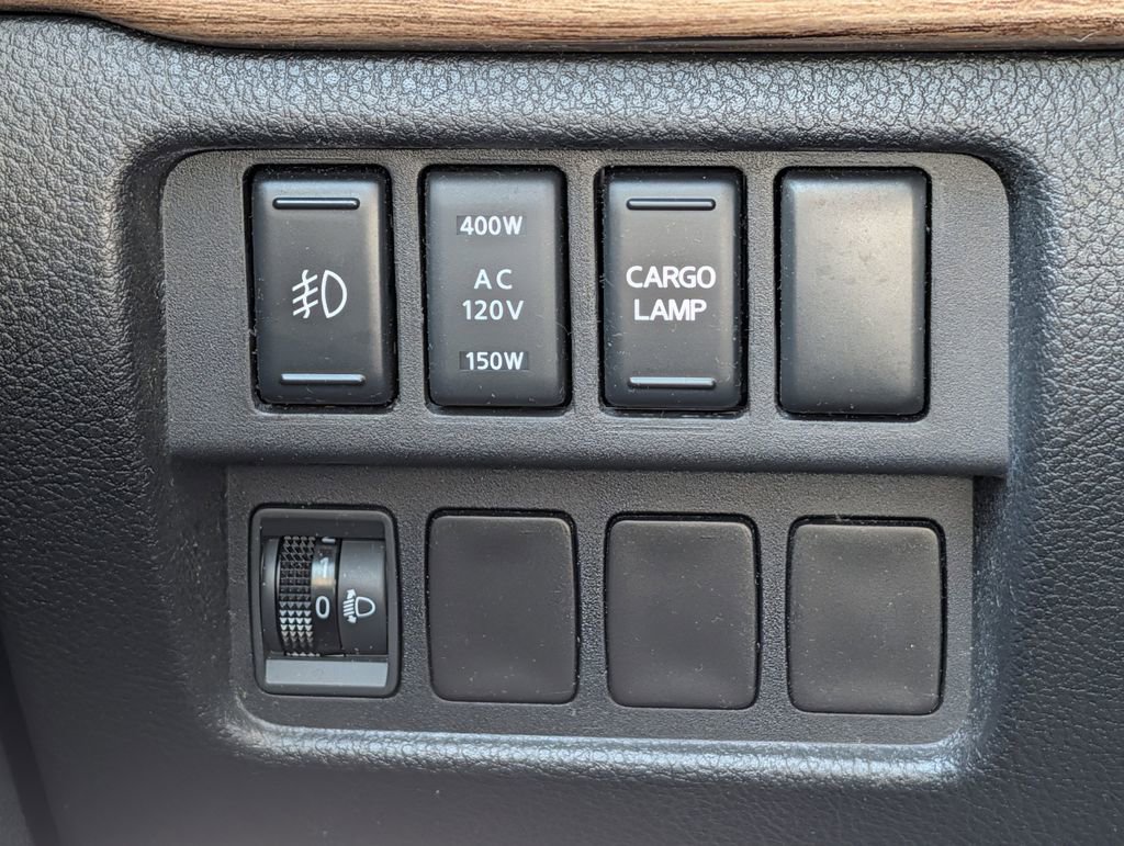 Used 2017 Nissan Titan SL w/ Off-Road Package AWD/4WD image 37