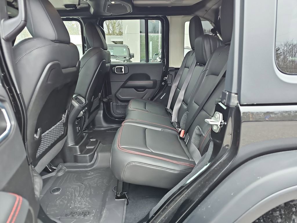 New 2026 Jeep Wrangler Unlimited Rubicon w/ Safety Group image 28