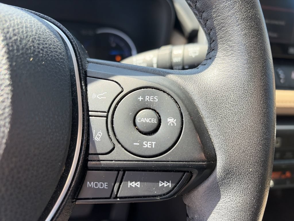 Used 2020 Toyota RAV4 Limited w/ Limited Grade Weather Package AWD/4WD image 21