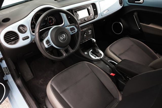 Used 2013 Volkswagen Beetle 2.5 Fender FWD image 6