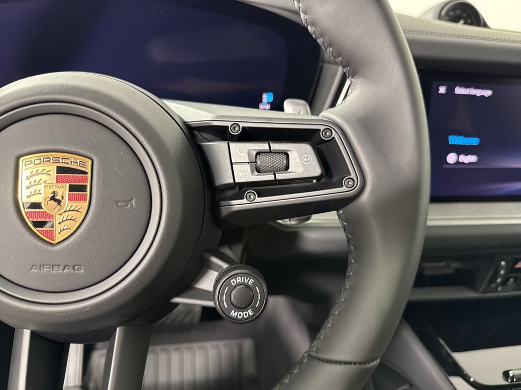New 2026 Porsche Cayenne Coupe AWD/4WD image 38