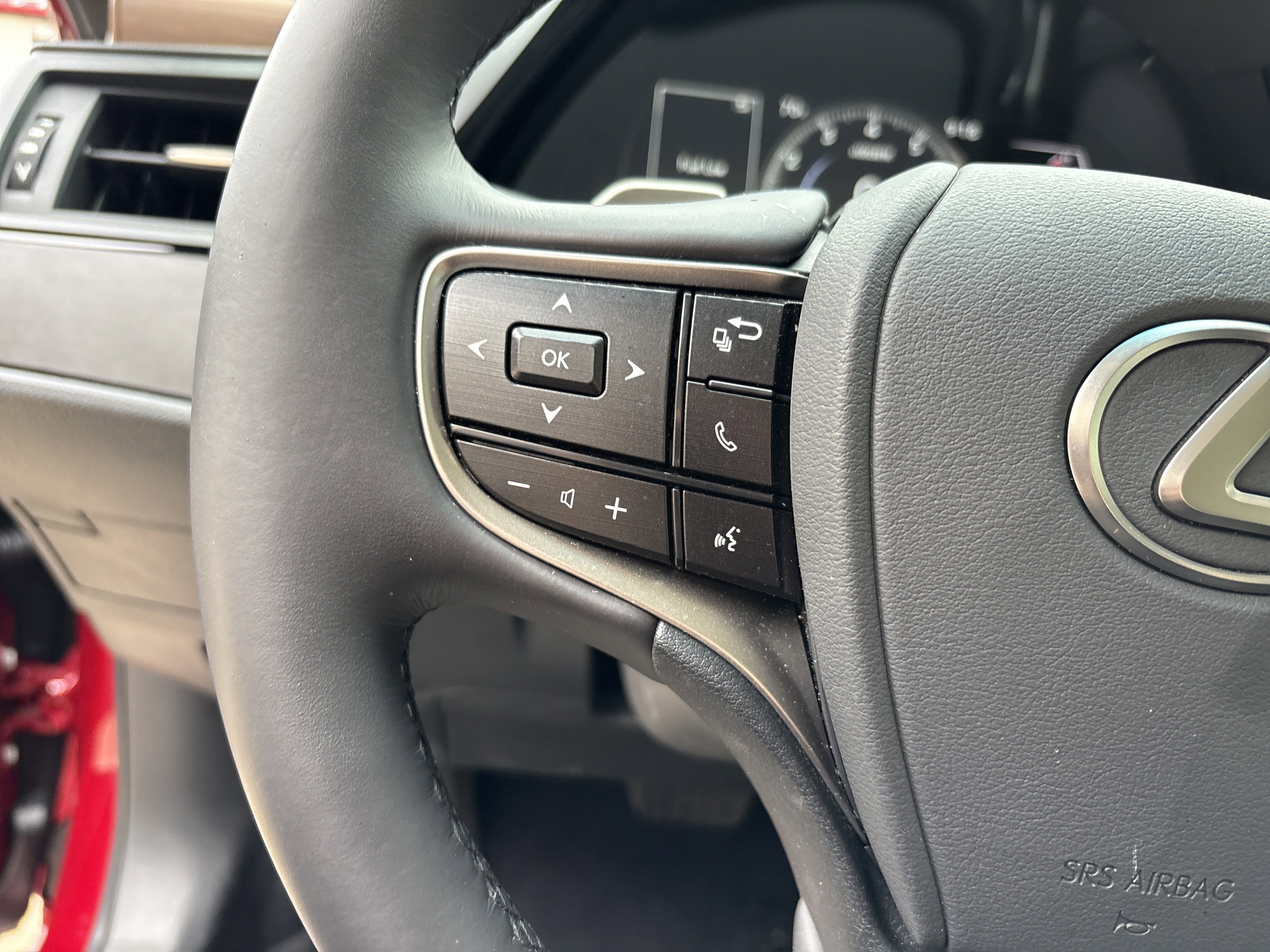 Used 2025 Lexus ES 350 w/ Premium Package FWD image 19