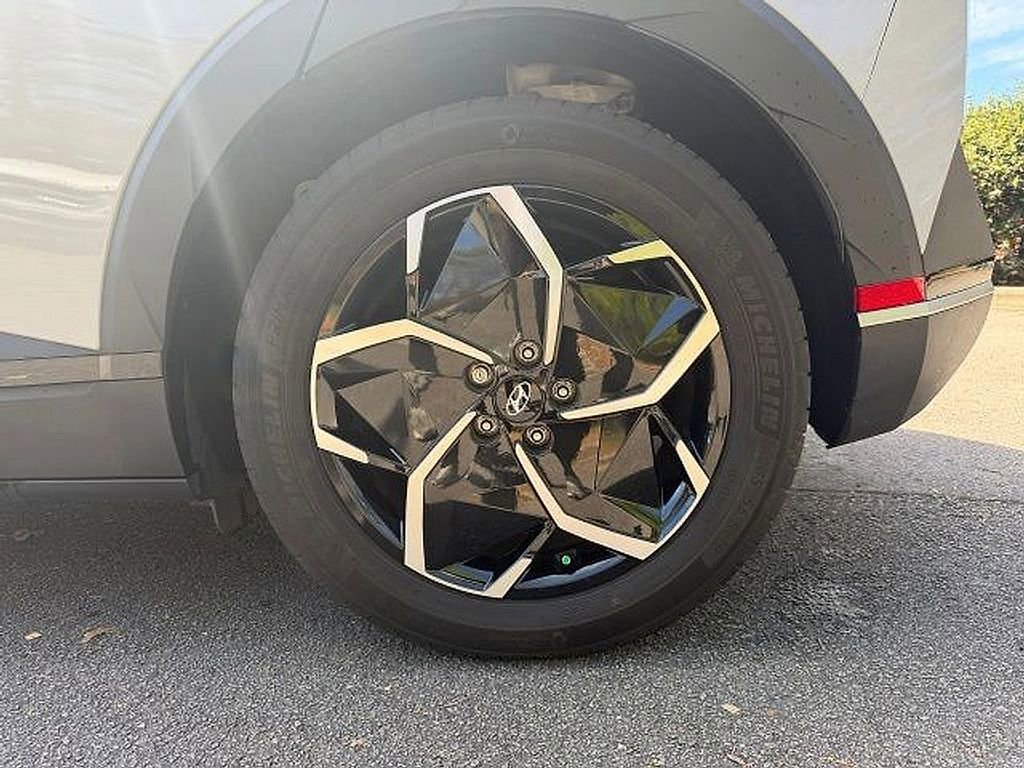 Used 2024 Hyundai Ioniq 5 SEL image 10