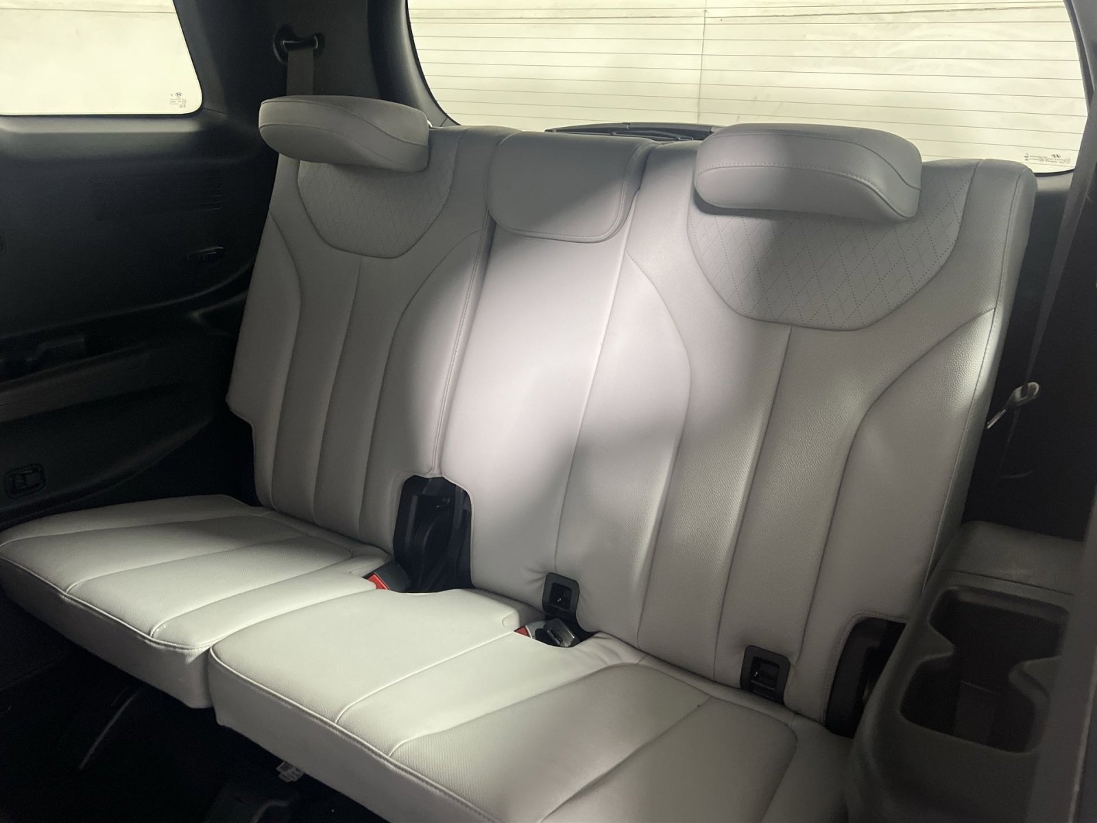 Used 2022 Hyundai Palisade SEL w/ Premium Package image 26