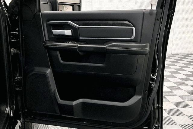 Used 2024 RAM 3500 Big Horn image 21
