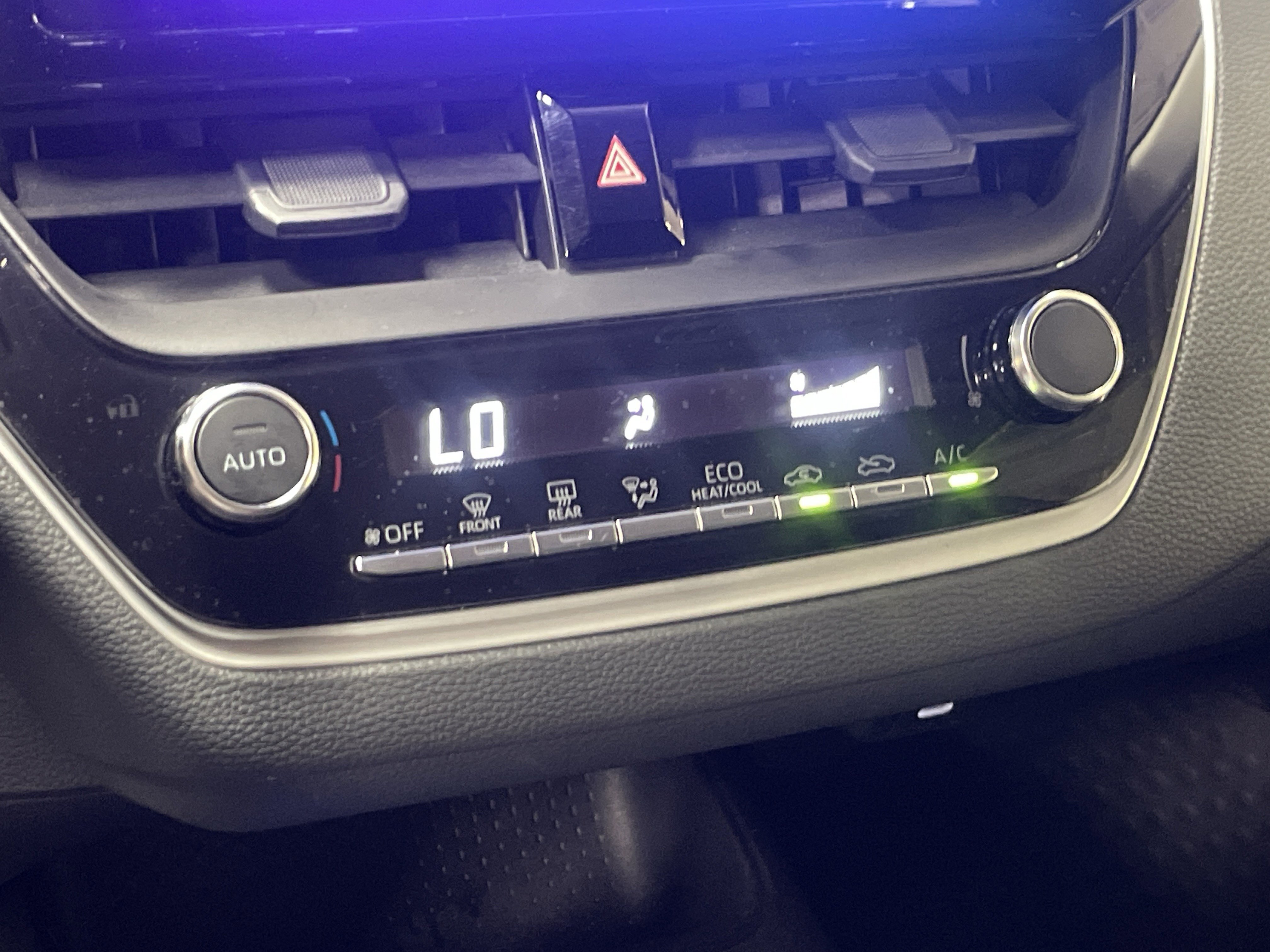 Used 2025 Toyota Corolla LE image 24