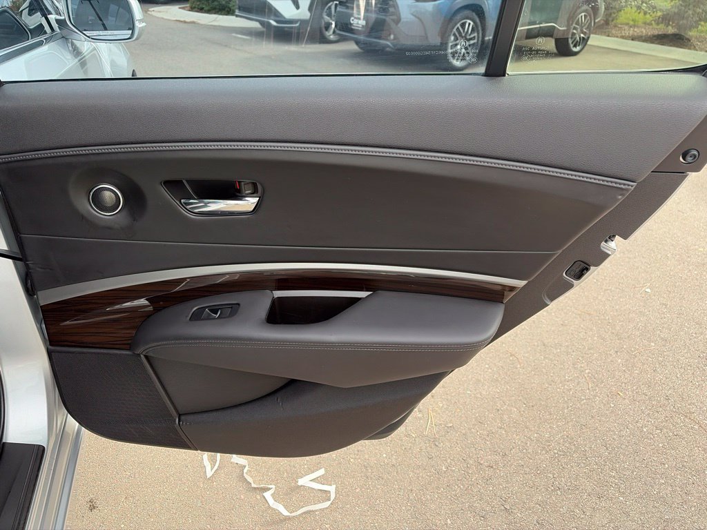 Used 2014 Acura RLX w/ Technology Package FWD image 14