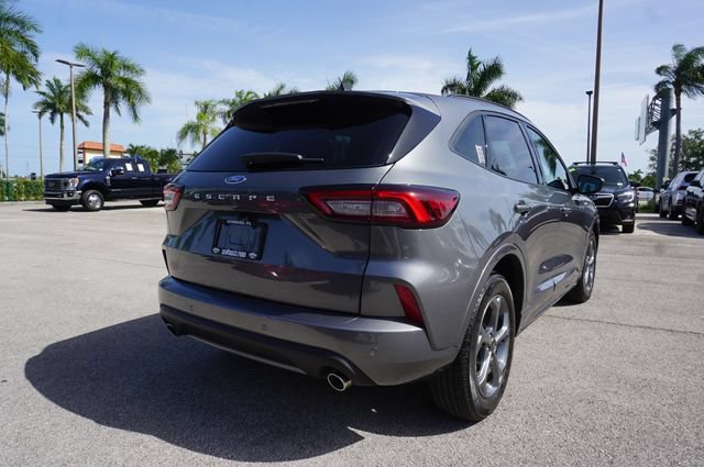 Certified 2023 Ford Escape ST-Line w/ Tech Pack #1 FWD image 7