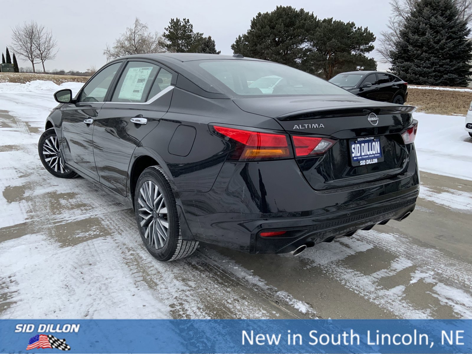 New 2025 Nissan Altima 2.5 SV w/ SV Premium Package image 3