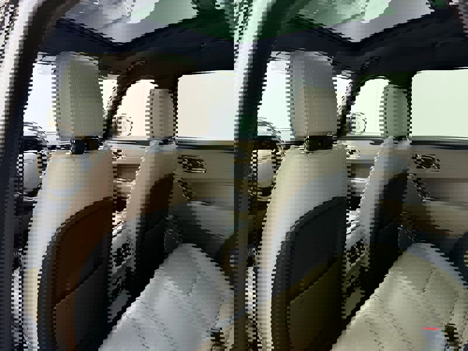 Used 2019 Land Rover Range Rover Velar R-Dynamic HSE image 35