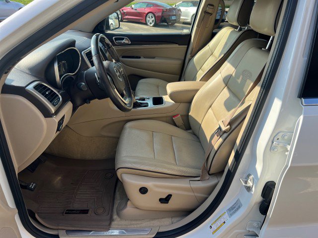 Used 2016 Jeep Grand Cherokee Overland image 14