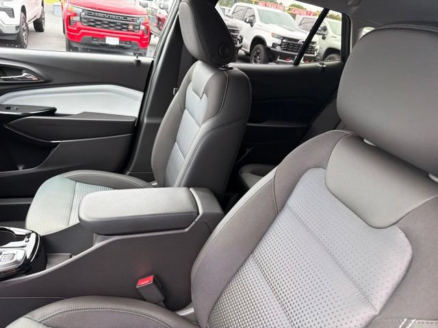 New 2026 Chevrolet Trax LT w/ LT Convenience Package FWD image 10