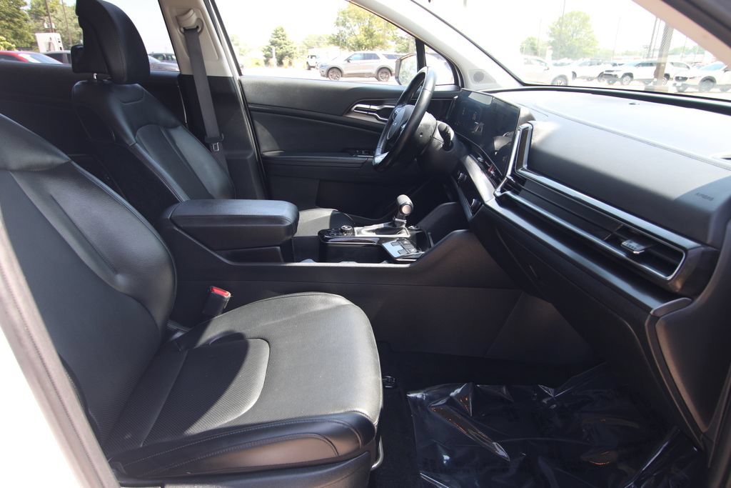 Used 2024 Kia Sportage EX FWD image 8