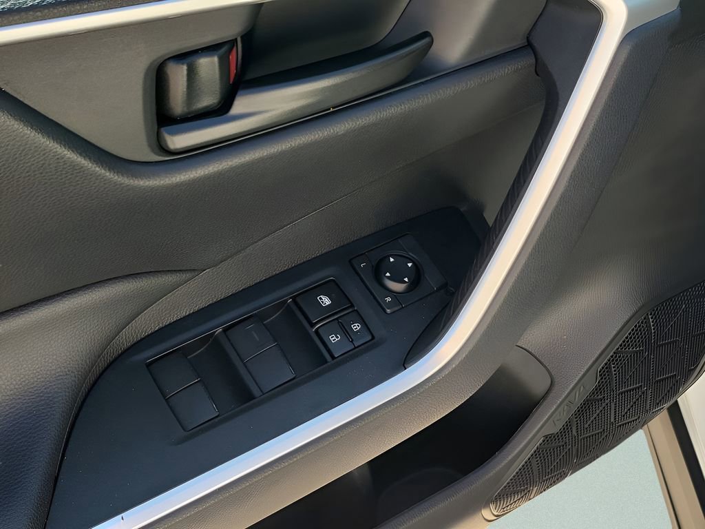 Used 2024 Toyota RAV4 LE image 24