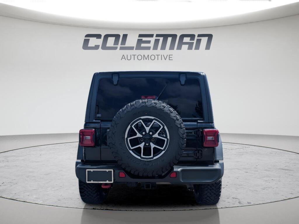 Used 2024 Jeep Wrangler Unlimited Rubicon AWD/4WD image 5