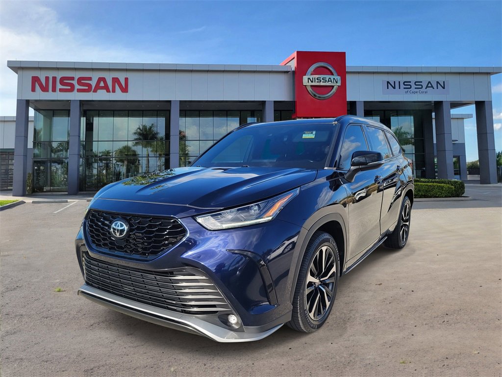 Used 2021 Toyota Highlander XSE image 9