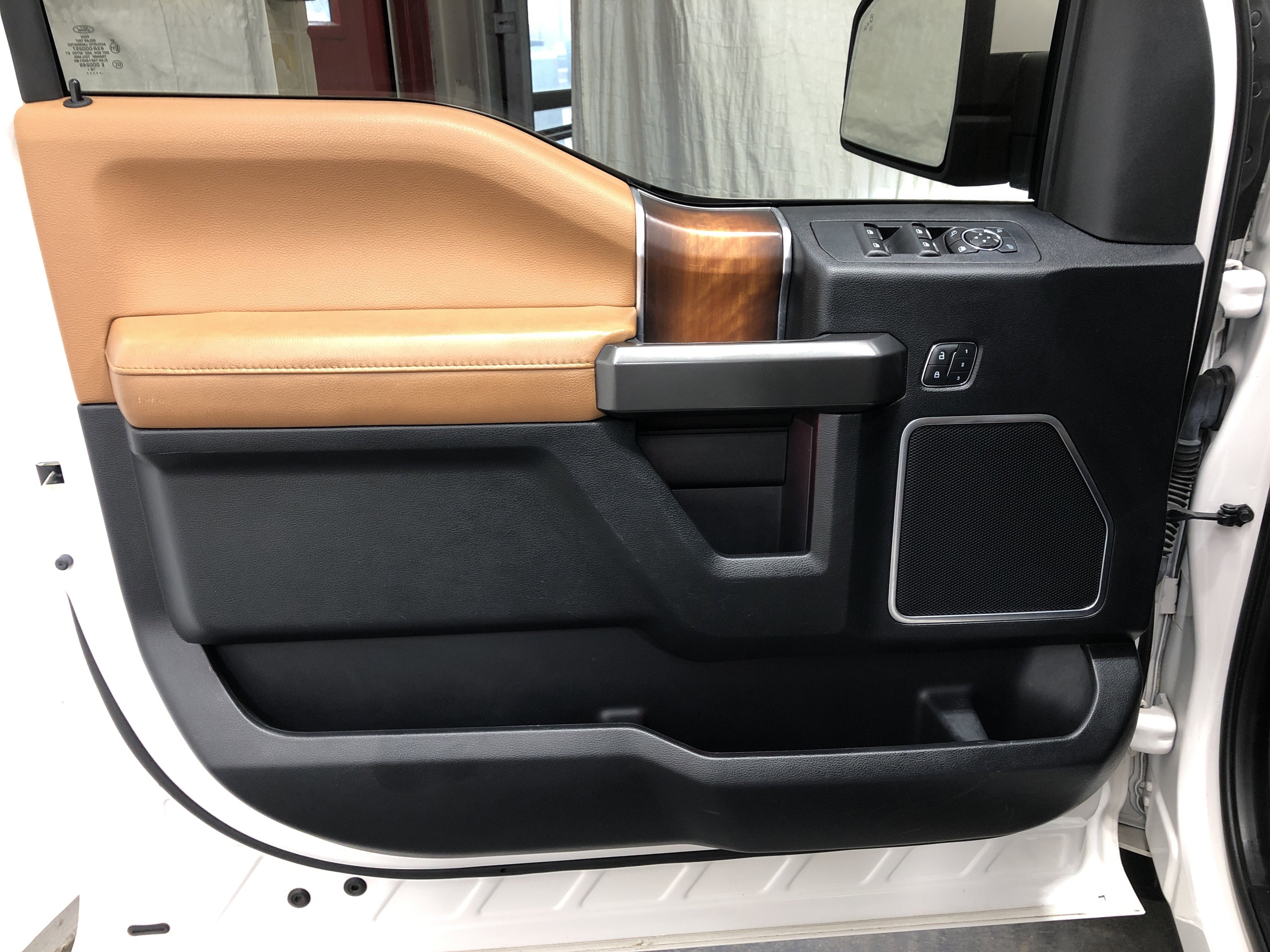 Used 2017 Ford F150 Limited w/ Trailer Tow Package AWD/4WD image 18