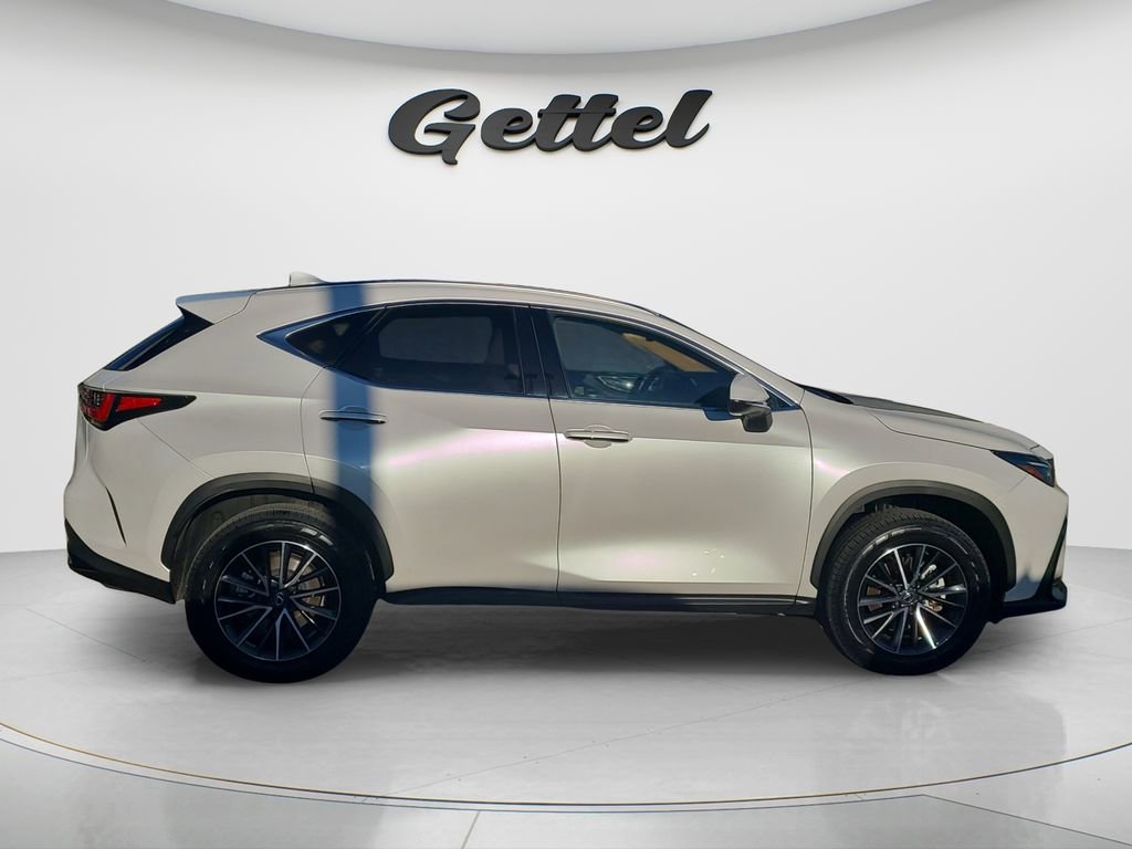 Used 2024 Lexus NX 350 AWD image 3
