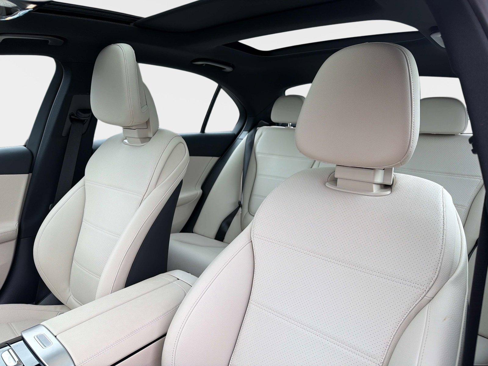 Certified 2026 Mercedes-Benz C 300 Sedan image 19