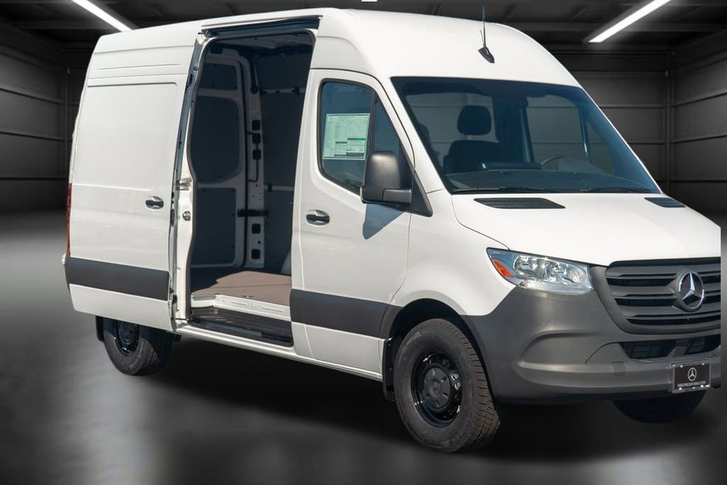 Used 2024 Mercedes-Benz Sprinter 144 Cargo image 8