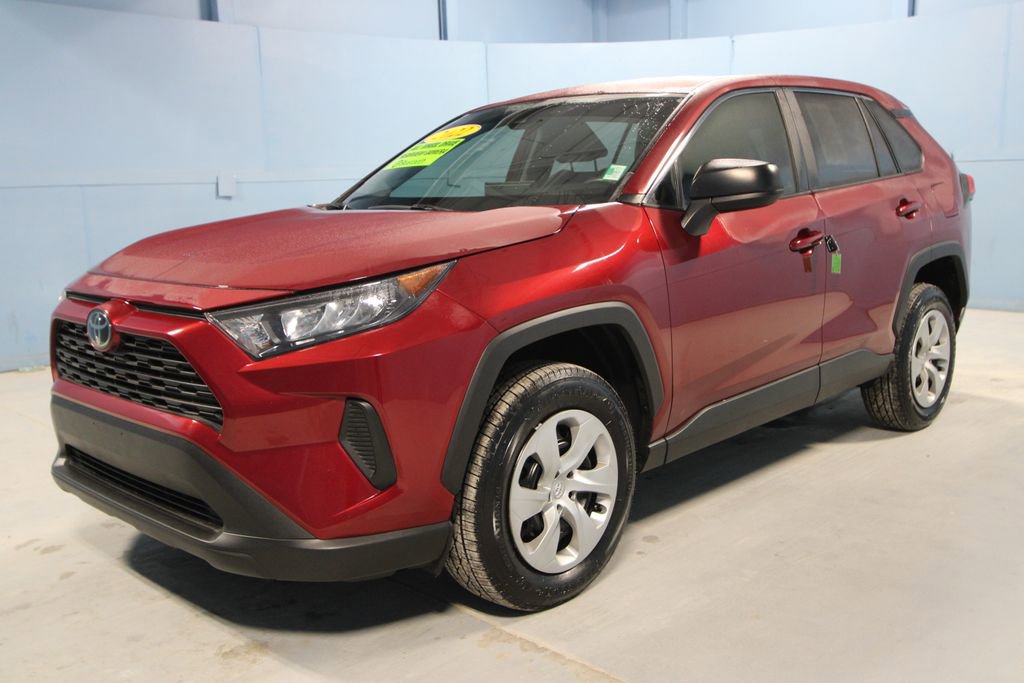 Used 2022 Toyota RAV4 LE image 21